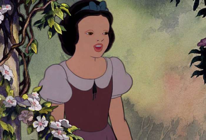 Принцеси диснеївських мультфільмів без макіяжу (16 картинок)