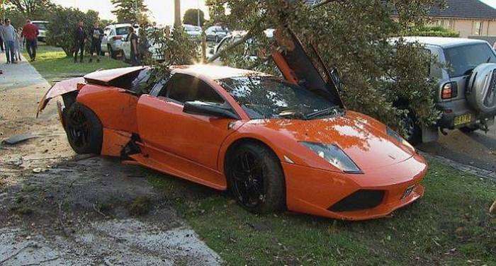 Невдалий тест-драйв Lamborghini Murcielago LP640 за 280 000 доларів (11 фото)