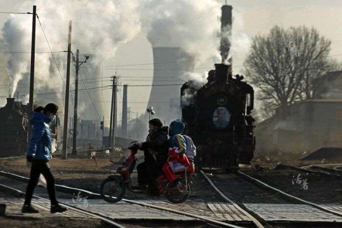 Суворий побут китайських шахтарів (18 фото)