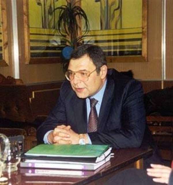 Великі російські бізнесмени в 90-х (16 фото)