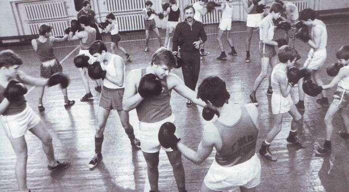 Негласні правила шкільних бійок в СРСР (12 фото)