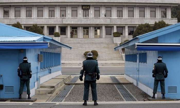 На кордоні між КНДР і Республікою Корея знову неспокійно (16 фото)