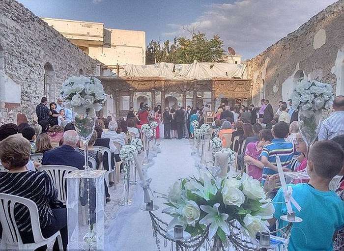 Весілля в сирійських руїнах (10 фото)
