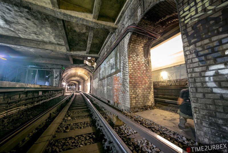 7 станций — призраков Парижского метро   Интересное