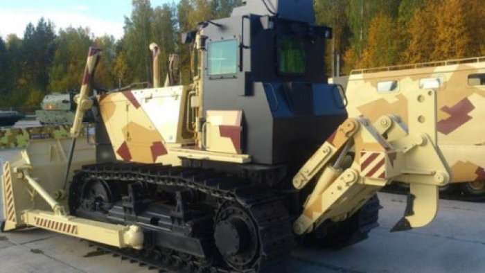 Броньований бульдозер Б10М2.5000СЗ-Е1Н від Челябінського тракторного заводу (4 фото)