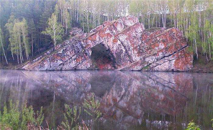 Найвідоміші мегаліти Росії (50 фото)