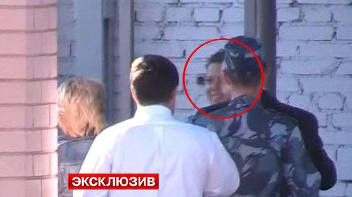 Євгену Васильовичу, фігурантку справи про розкрадання в «Оборонсервисе», звільнили достроково (2 фото)