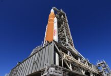 Затримка місії Artemis 2 на Місяць через проблеми з ракетою