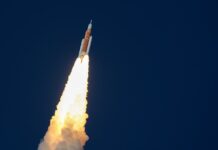 Artemis II: Астронавти Вирушають до Першої Пілотованої Місячної Місії Більш ніж за 50 років