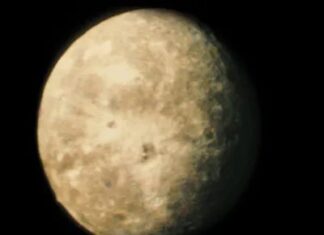 Oberon: The Ancient, Cratered Sentinel of Uranus